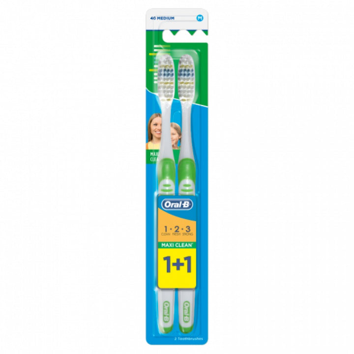 ORAL-B 1.2.3 MAXI CLEAN 1+1 TOOTH BRUSH