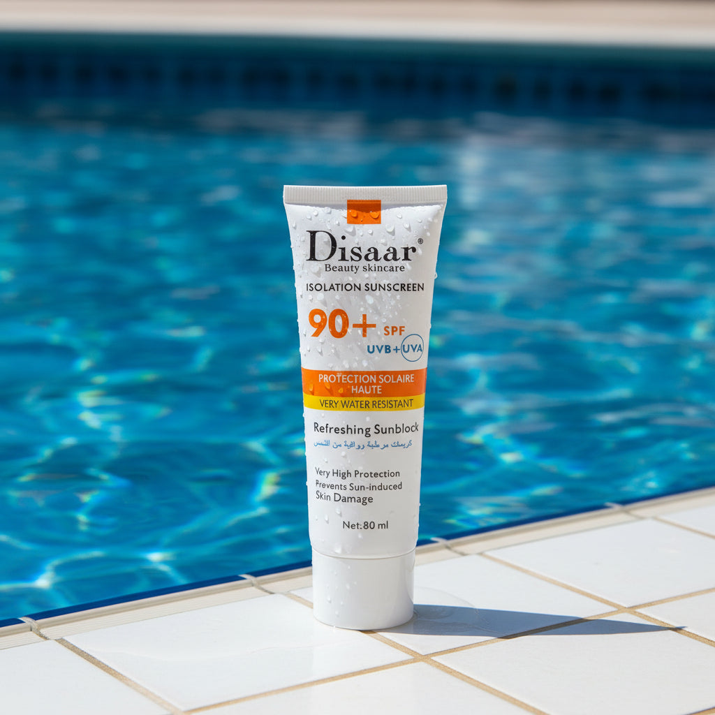 كريم ديسار الواقي من الشمس بعامل حماية 90+ من ملسا، لحماية فائقة من أشعة الشمس.
كريم ديسار الواقي من الشمس بعامل حماية 90+، يوفر حماية عالية، ومناسب لمناخ دول مجلس التعاون الخليجي.