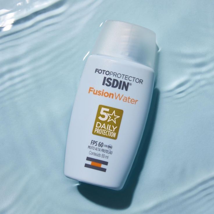 واقي الشمس إيزدين فيوجن ووتر ماجيك بعامل حماية ٥٠، يتكيف مع لون البشرة، لحماية يومية للوجه.
واقي الشمس إيزدين ماجيك بعامل حماية ٥٠ مناسب لمناخ المملكة العربية السعودية ودول مجلس التعاون الخليجي.