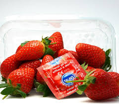Ultra Condoms 12 Pcs Strawberry Latex