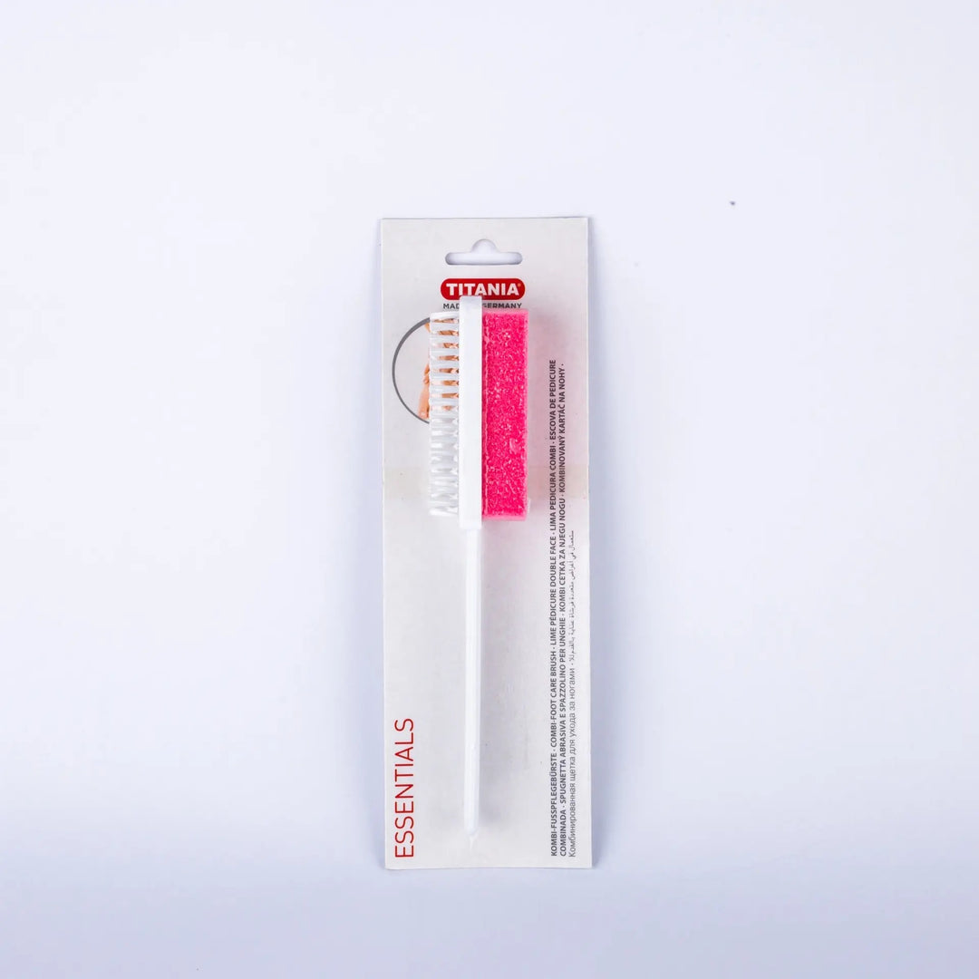 حجر الخفاف مع فرشاة الأظافر 