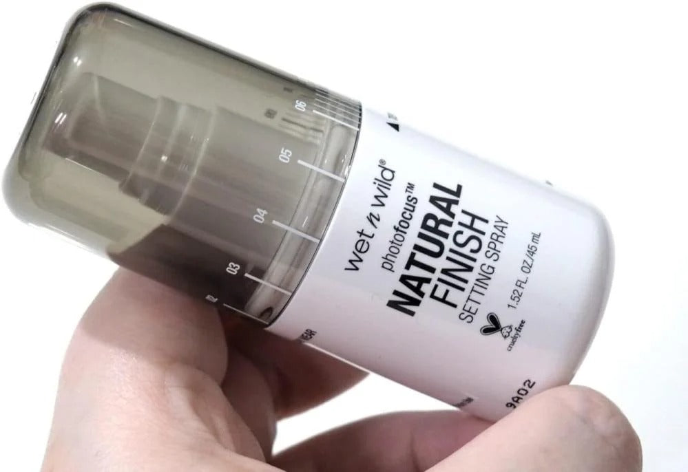 بخاخ تثبيت الرموش الطبيعي من ويت ان وايلد E301A، 45 مل