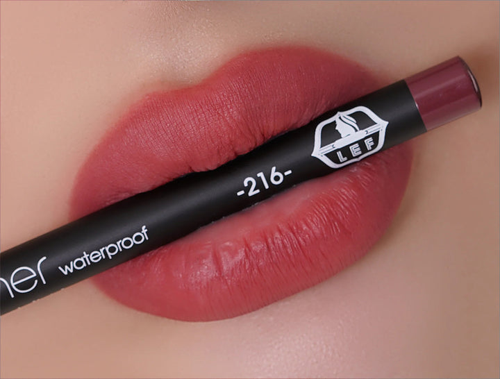 LEF LIP LINER 1.13G WATERPROOF NO 216